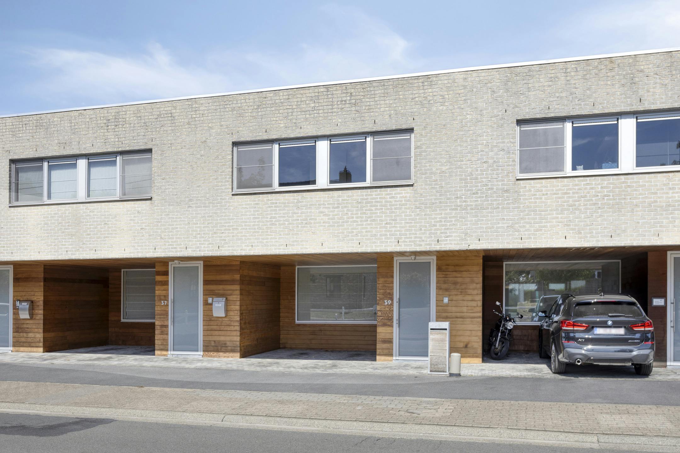 Instapklaar huis met 3 slaapkamers te koop in Aartrijke  foto 14