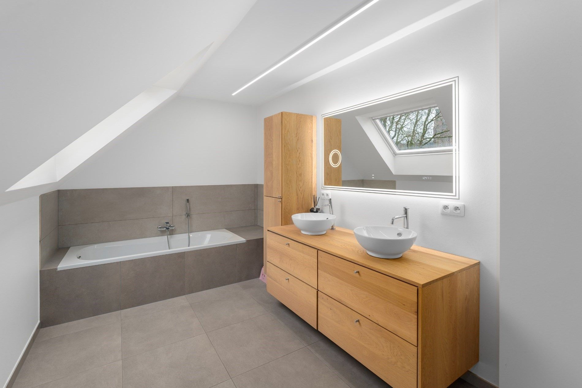 Grote en energiezuinige woning te Lissewege foto 21