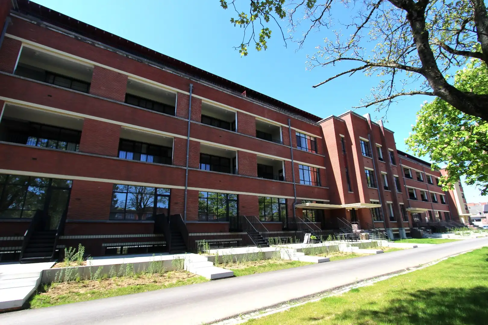 GEMEUBELD APPARTEMENT MET TERRAS - AMBIORIXSITE foto 18