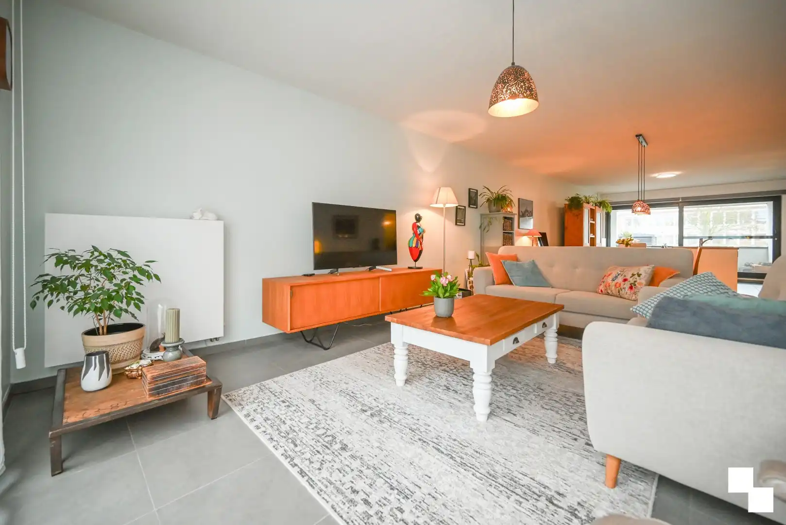 Lichtrijk tweeslaapkamer appartement te hartje Izegem foto 8