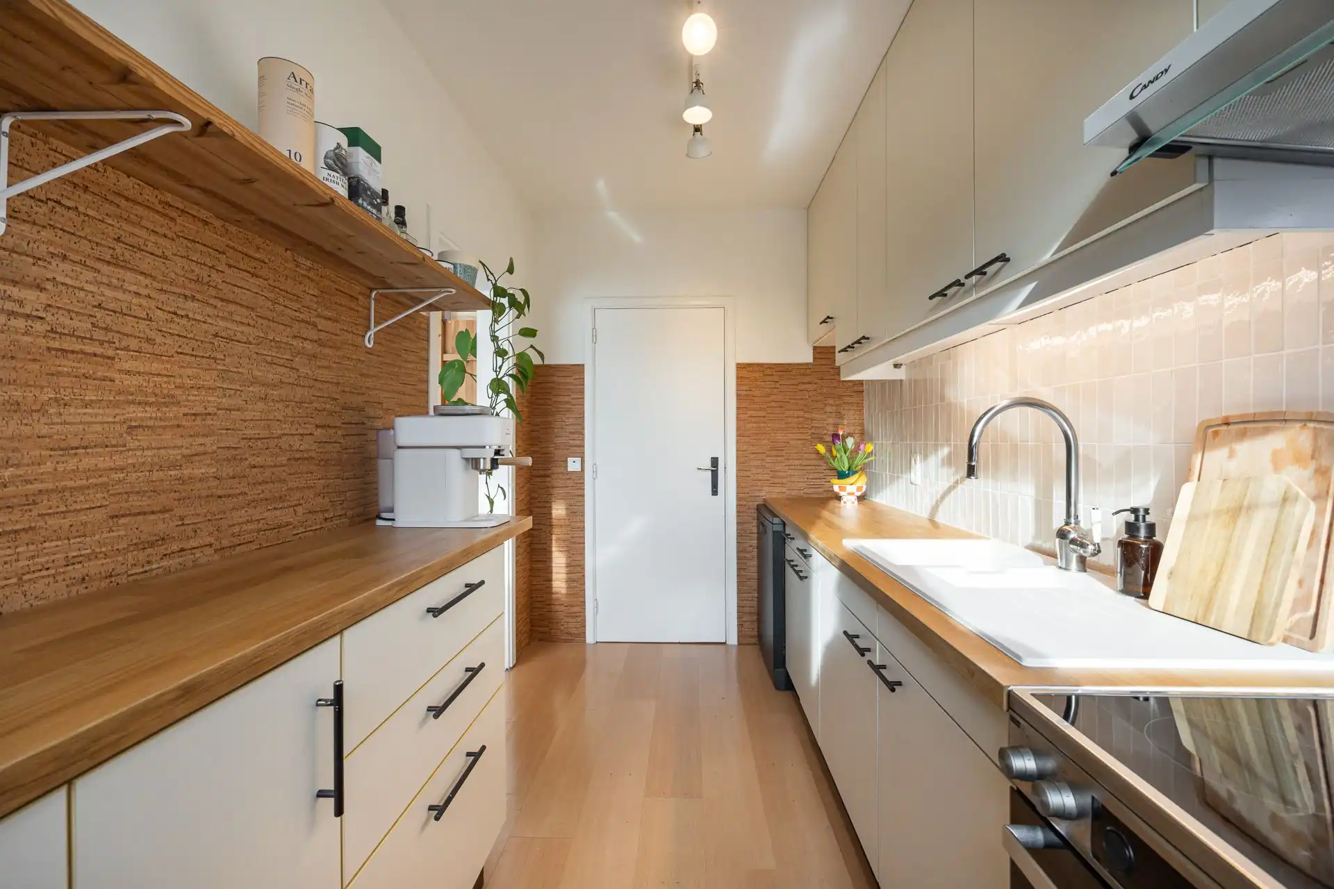 Verzorgd appartement met 2 SLKPS in rustige buurt foto 27