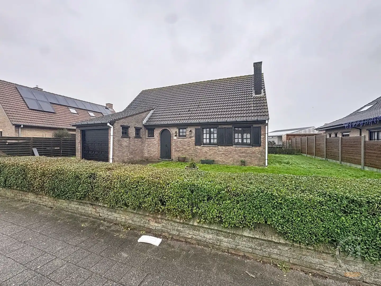 Hoofdfoto van de publicatie: Alleenstaande woning met garage en tuin in Westende