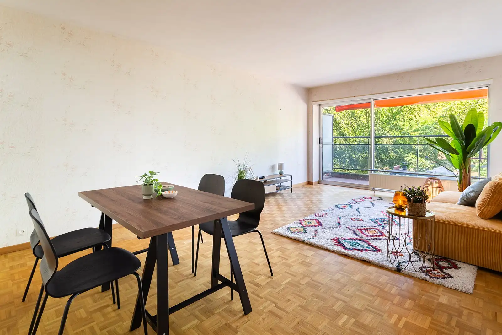 2 slaapkamer appartement met veel lichtinval foto 2