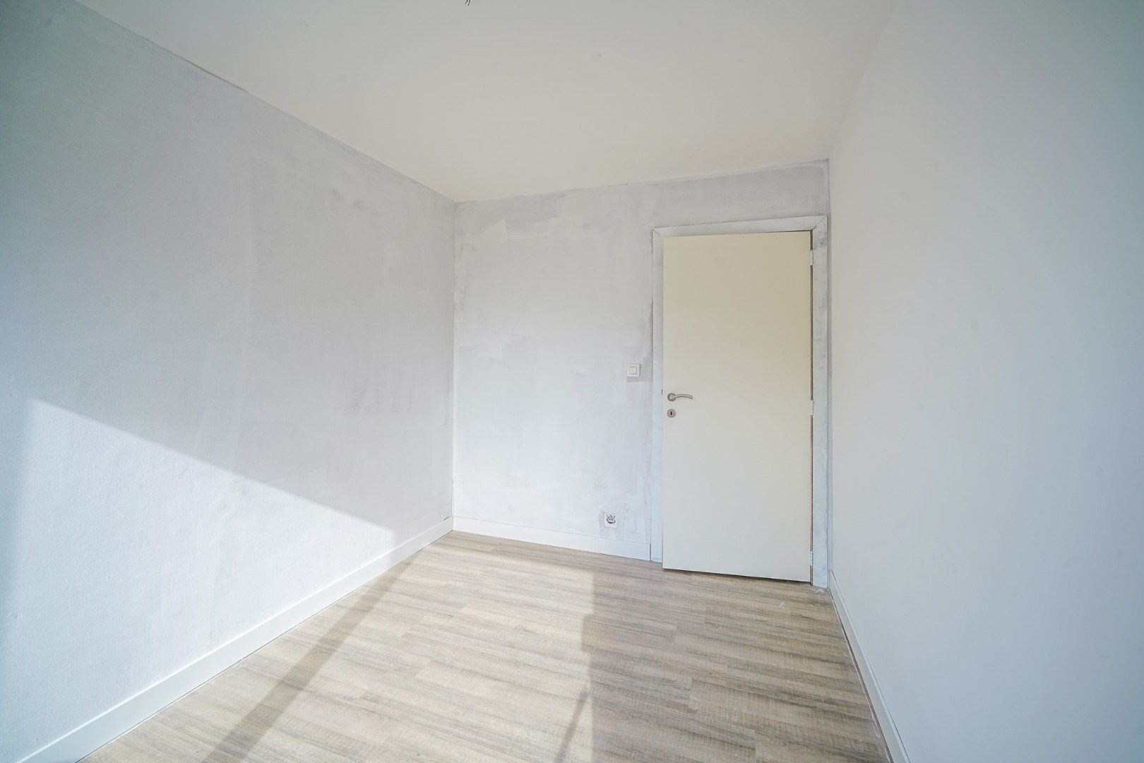 Instapklaar en goed gelegen 2-slaapkamerappartement vlakbij de Spuikom foto 9