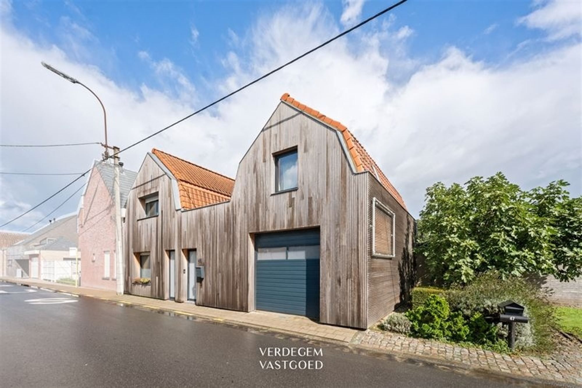 Unieke dijkwoning met inpandige garage, 3 slaapkamers en terras met zicht op het polderlandschap foto 1