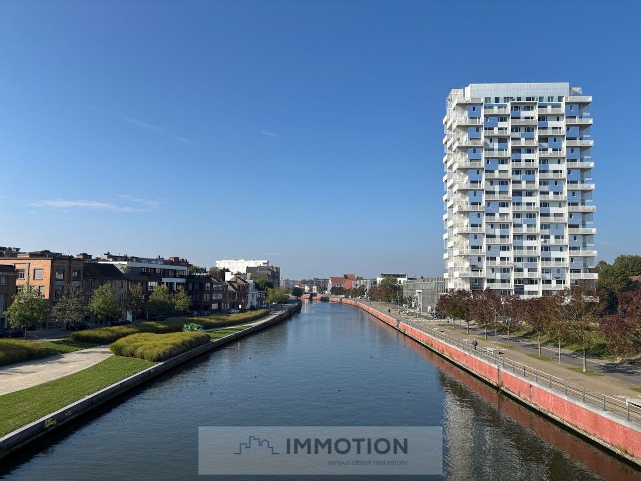 Comfortabel wonen met adembenemend uitzicht over de Leie en Kortrijk foto 14