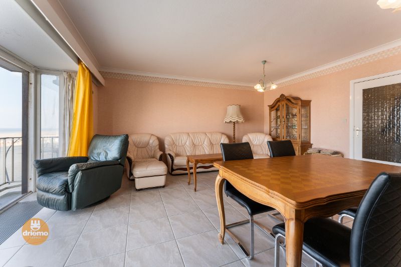 APPARTEMENT MET DRIE SLAAPKAMERS OP DE ZEEDIJK foto 6