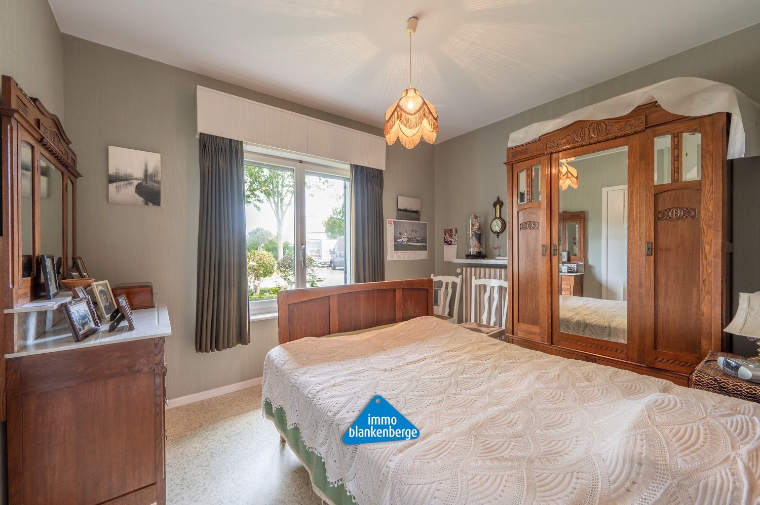 Ruime alleenstaande bungalow met tuin in rustige wijk foto 27