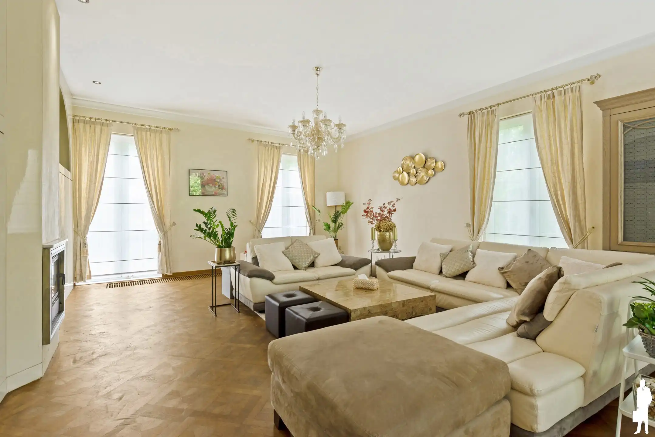Top gelegen villa met binnenzwembad! foto 4