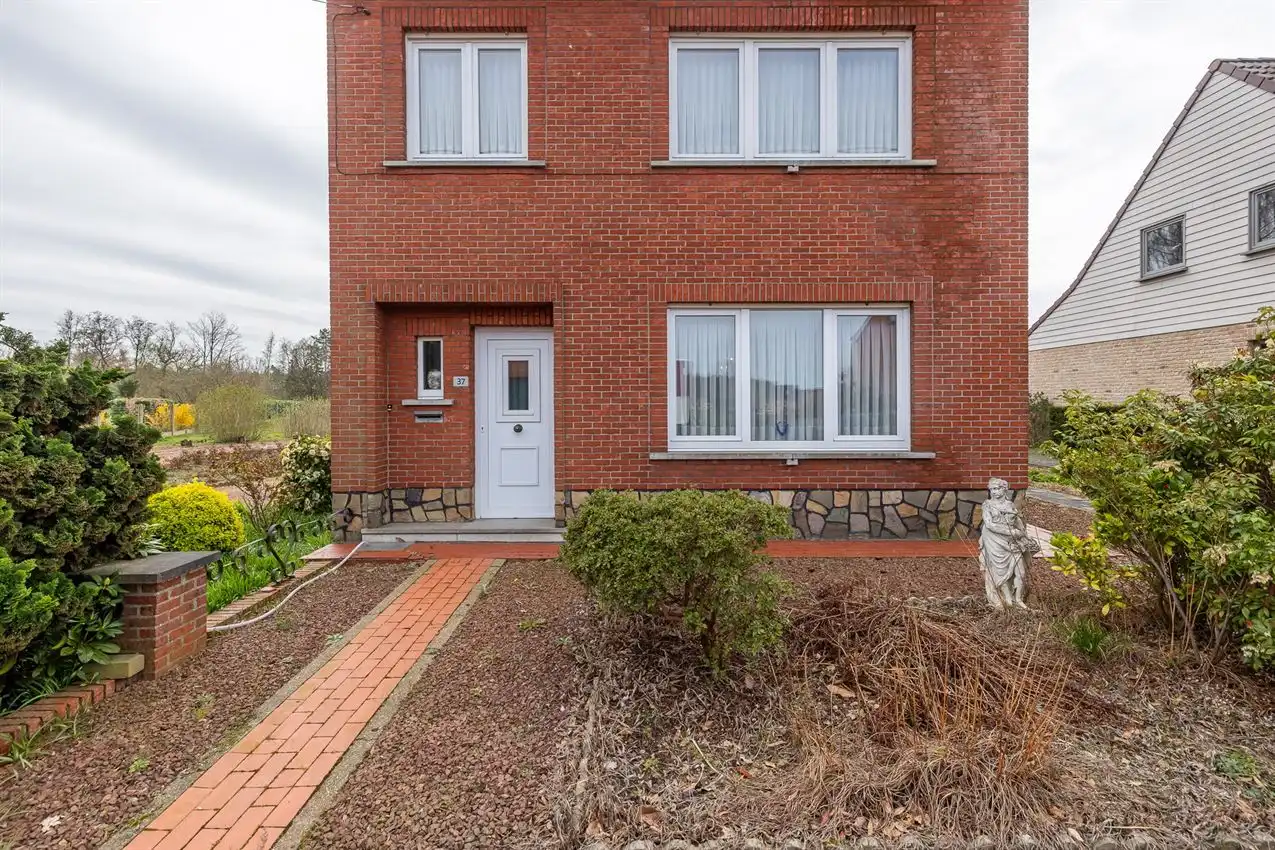 Te renoveren 3slk woning op uitzonderlijk perceel van 34 are  foto 39