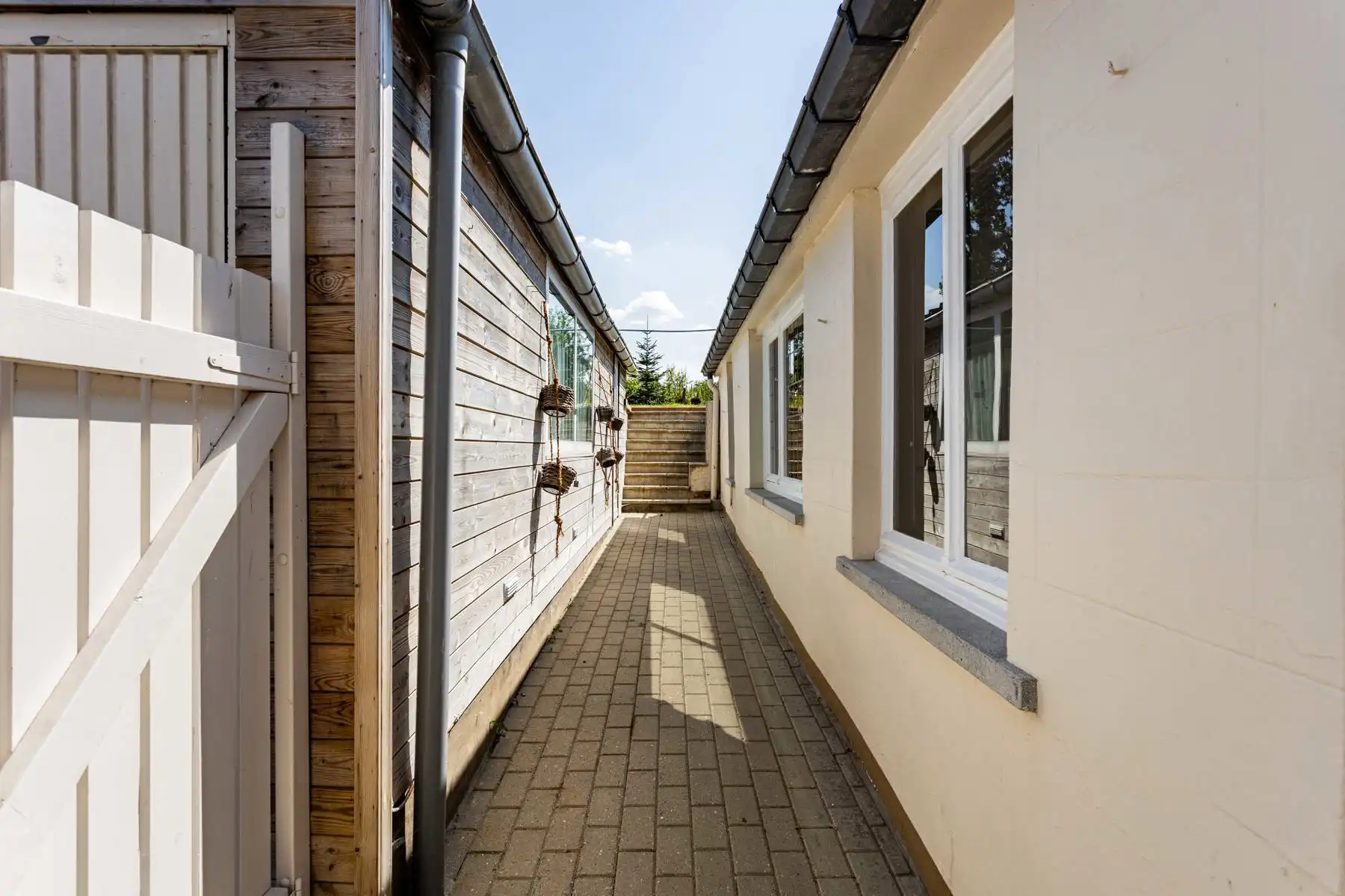 Leuke half-open bebouwingn met zuidgerichte tuin! foto 31