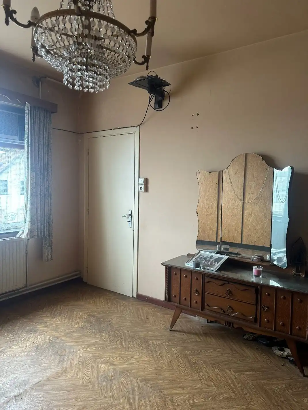 Commercieel uitstekend gelegen investeringspand bestaande uit bakkerij + duplex foto 11