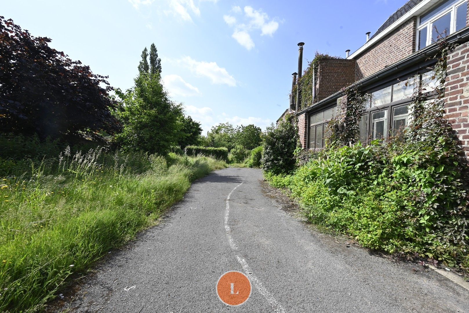 Te renoveren karaktervol pand met mogelijkheid tot bijgebouwen foto 9