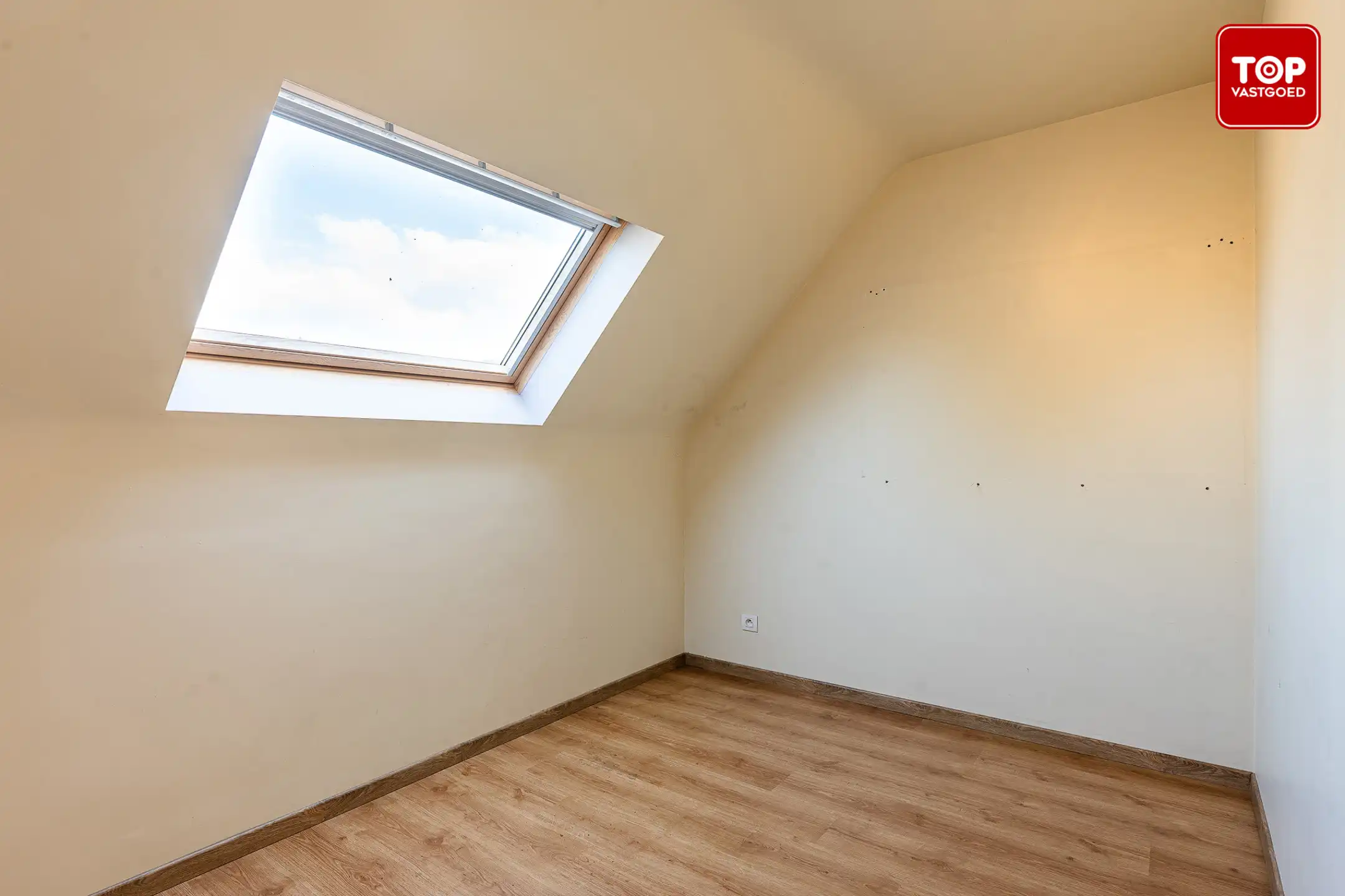 Rustig gelegen en energiezuinige woning met zonnige tuin foto 10