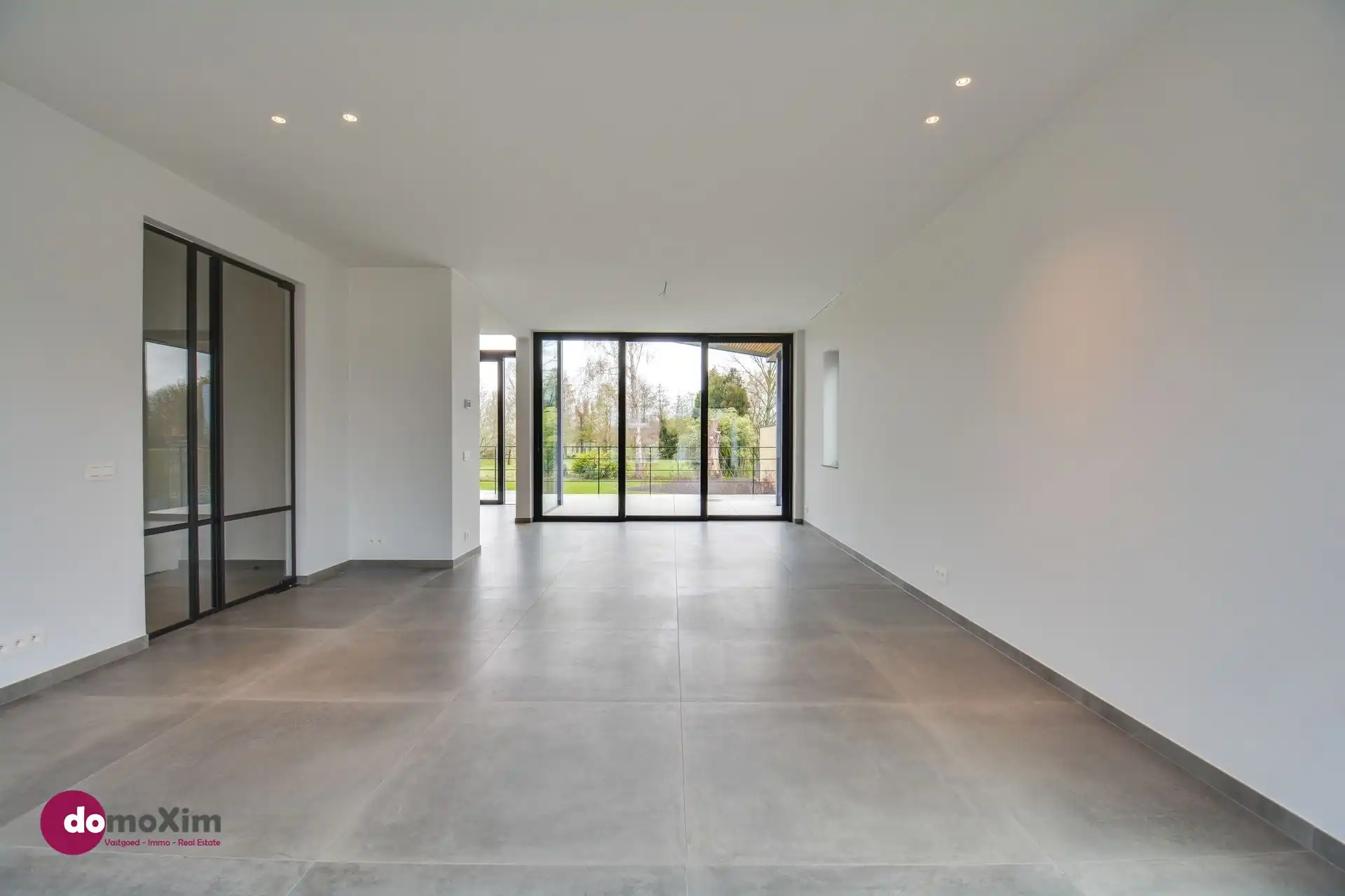 Ruime gerenoveerde woning met een prachtig uitzicht in Hombeek foto 3