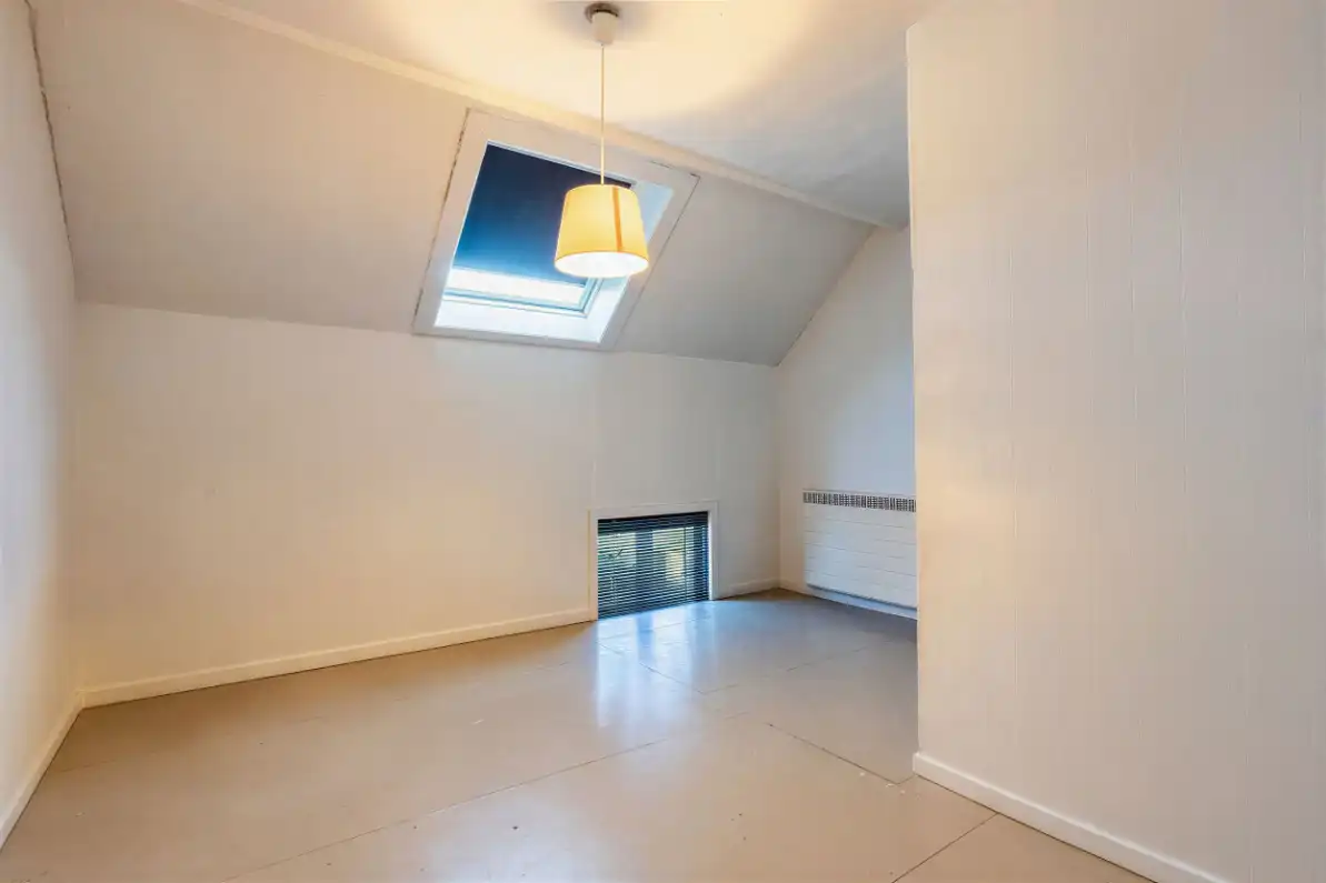 Rijwoning  met 4 slaapkamers en mooie tuin foto 15