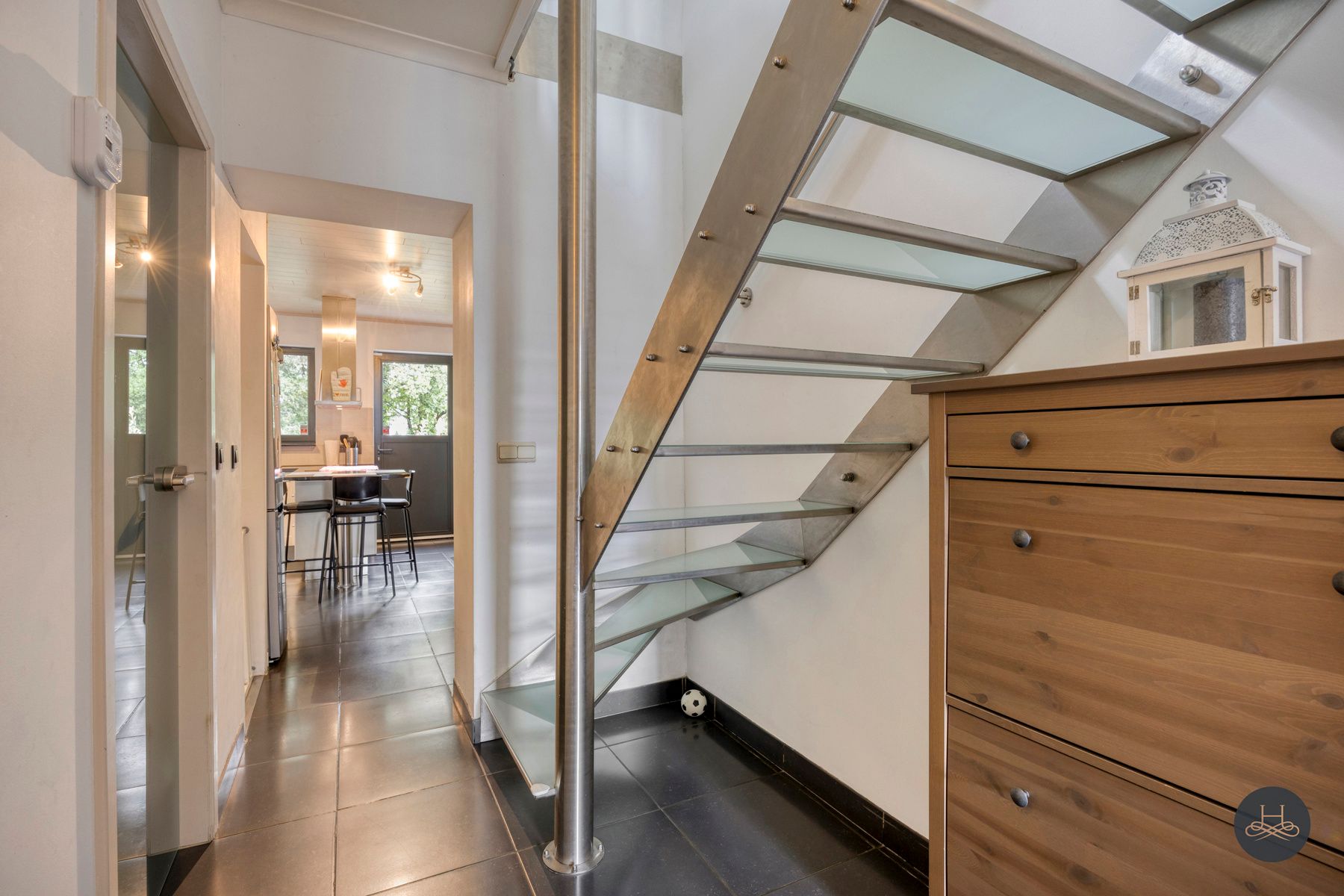 Stijlvolle bel-etage met wellness en tuin foto 11