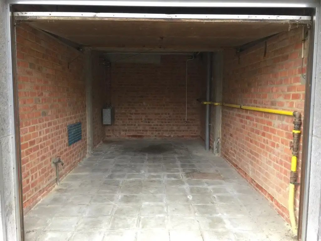 Appartement 2 slpk INCLUSIEF garage en berging - vlak bij het station van Merchtem foto 15