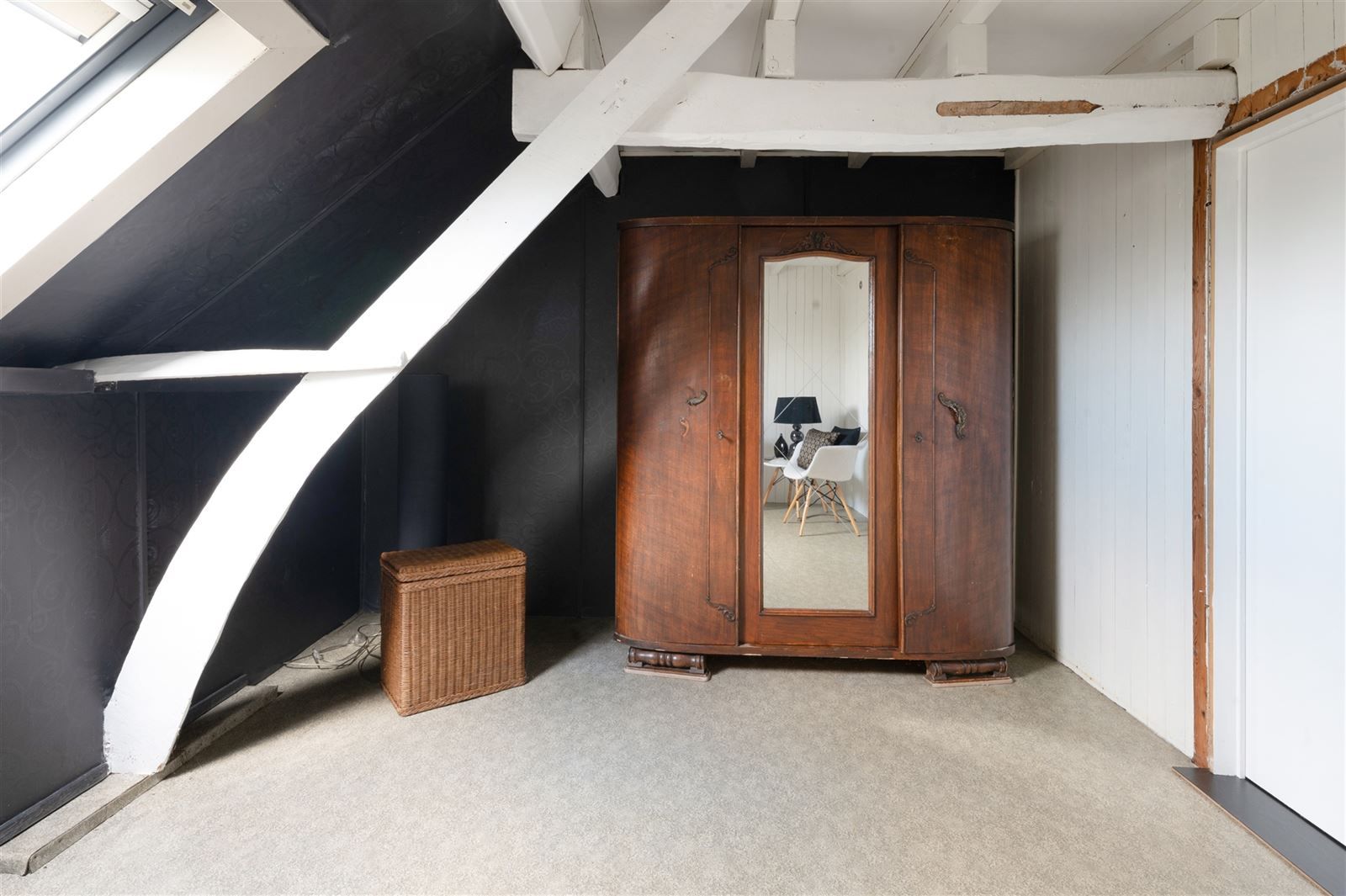 Rustig gelegen deels gerenoveerde woning foto 18