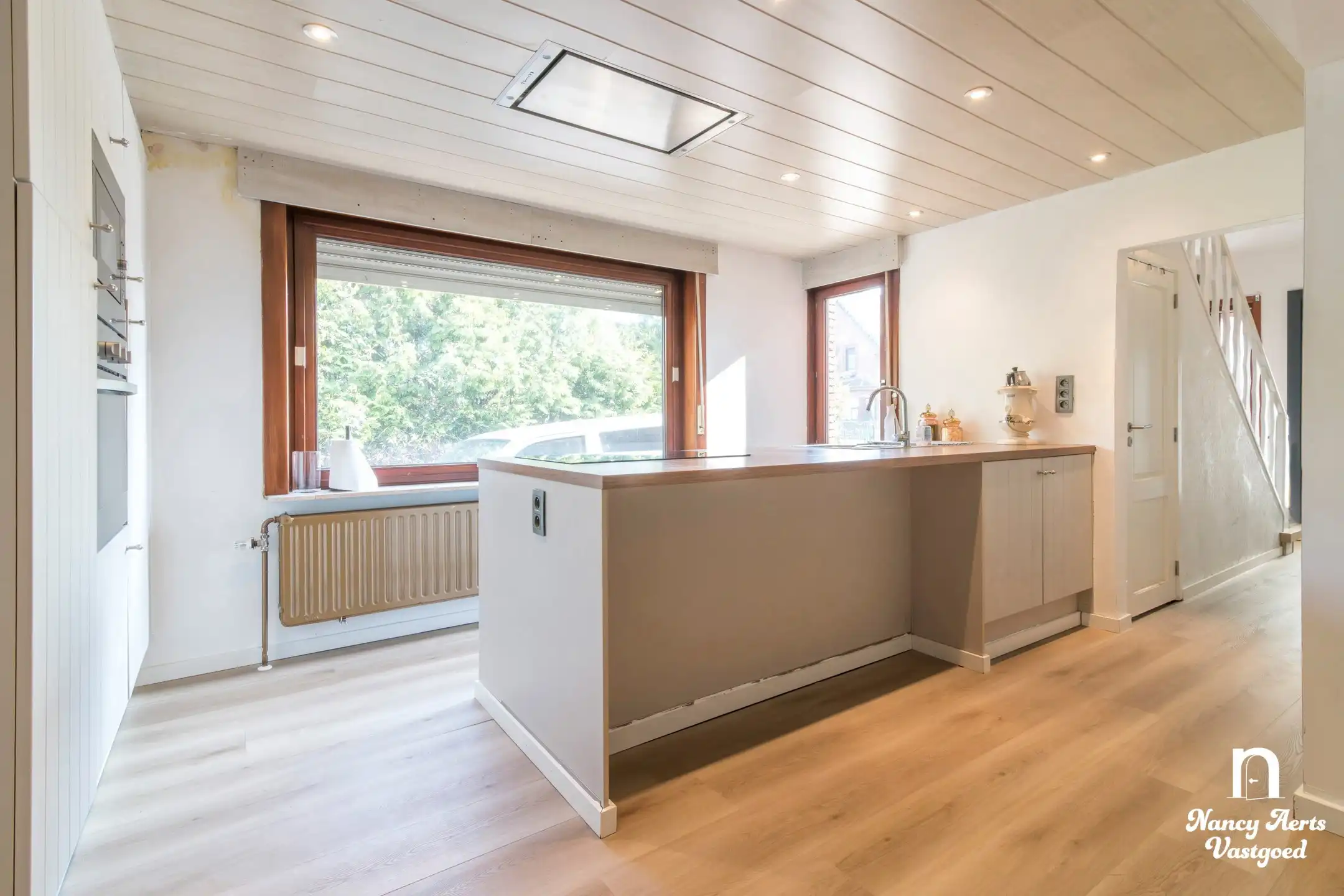 Gerenoveerde gezinswoning met ruimte voor eigen invulling foto 10