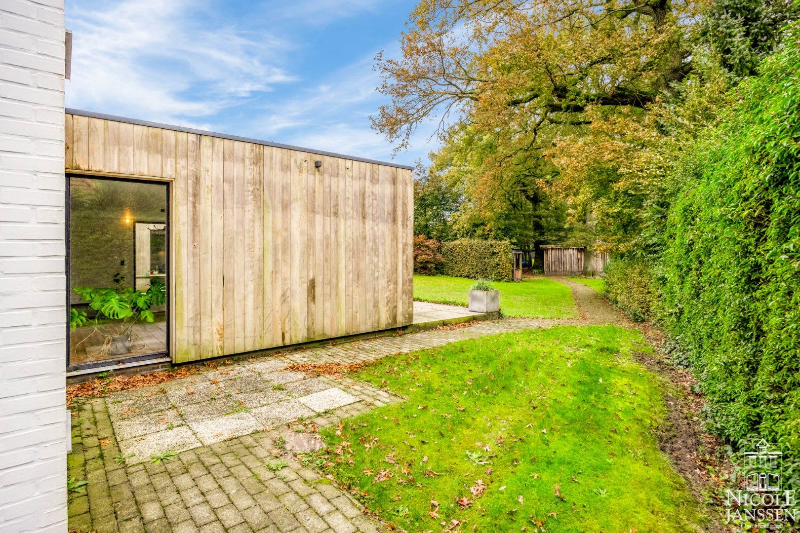 Moderne gezinswoning met mooi terras en vrij uitzicht aan voor- en achterzijde foto 36