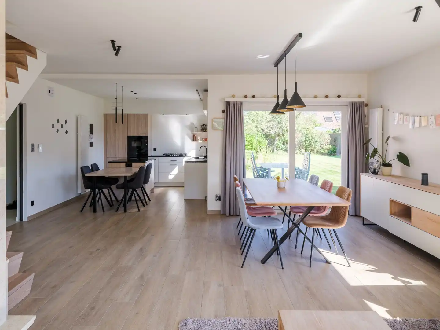 Open bebouwing met 5 slp. en tuin te Drongen   foto 9