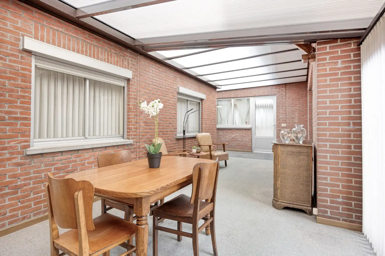 Ruim ingedeelde gelijkvloers woning op een mooi breed perceel van 812 m². foto 17