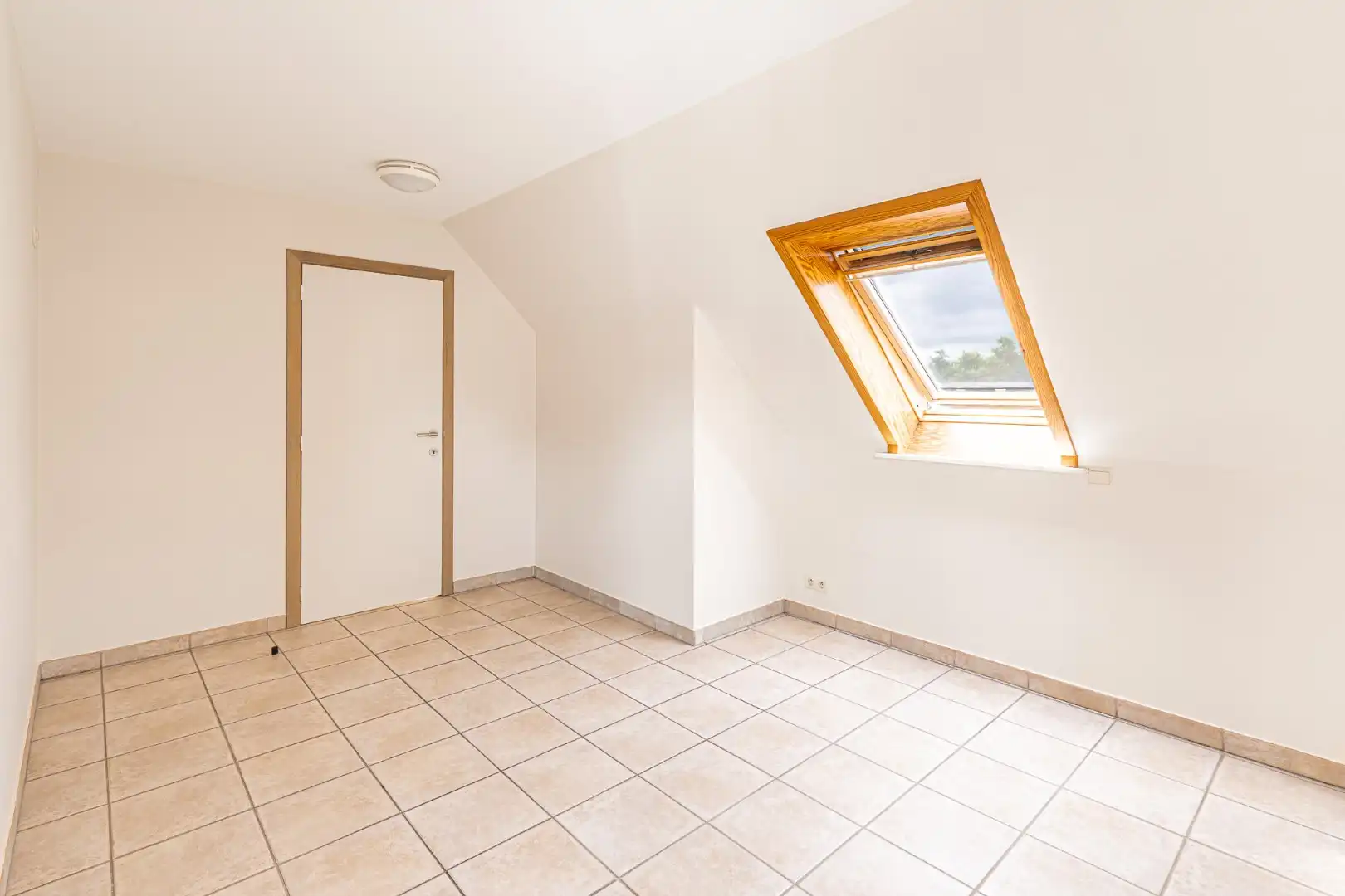 Appartement met 1 slaapkamer, berging en garage in Ledegem foto 7