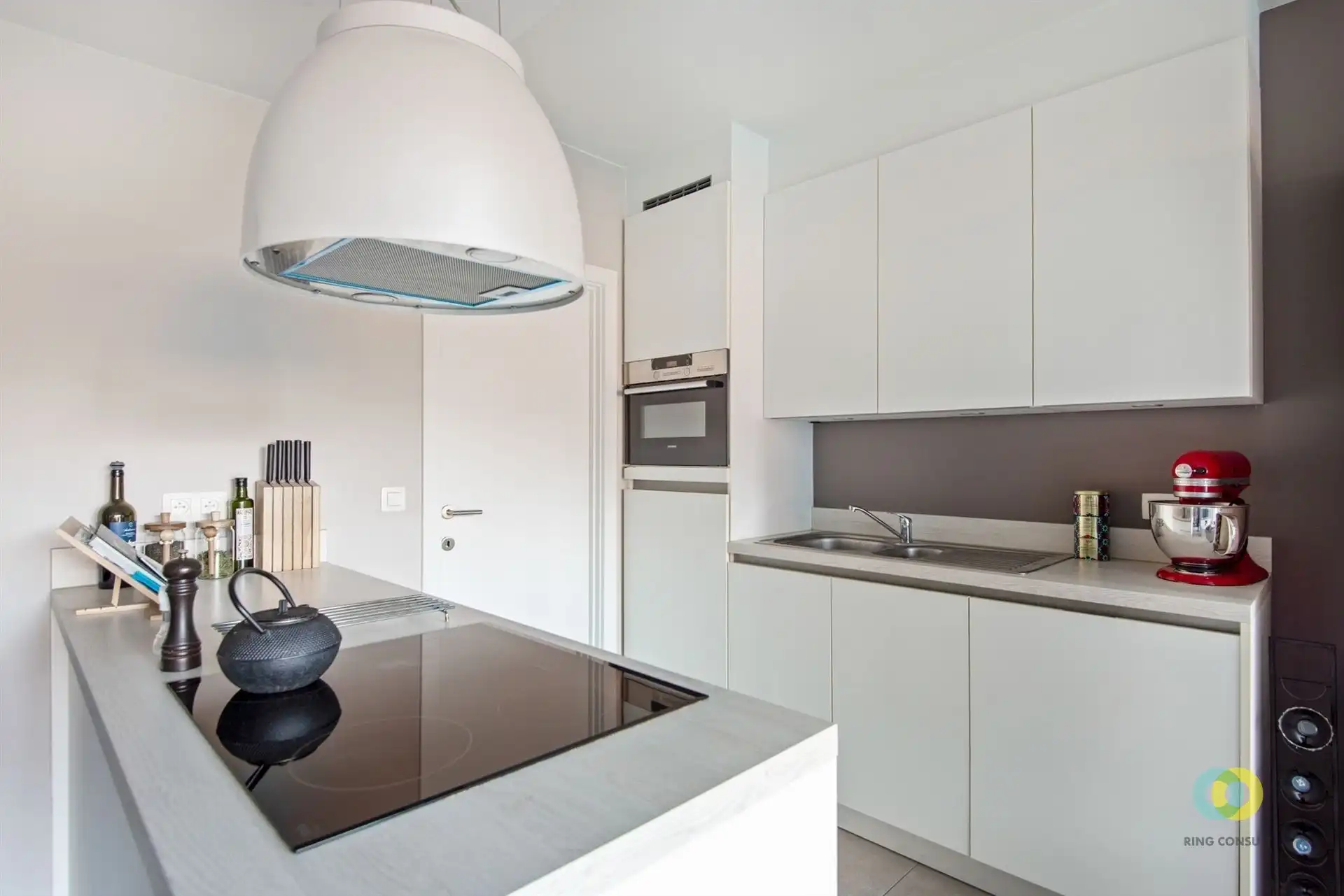 Appartement met terras en staanplaats foto 4