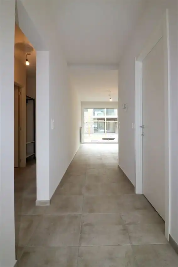 Gelijkvloers appartement, 2 slpk., autostaanplaats foto 15
