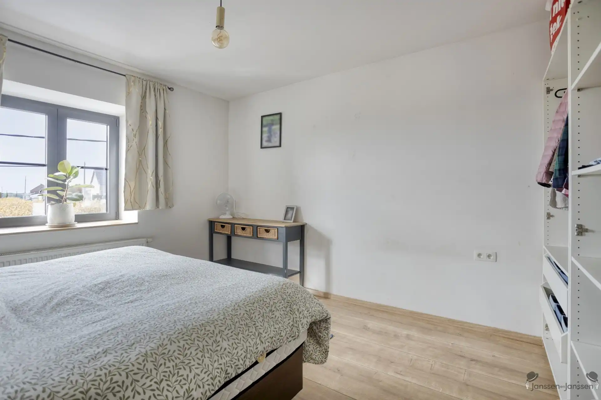 Gerenoveerde energiezuinige woning in het landelijke Budingen foto 13