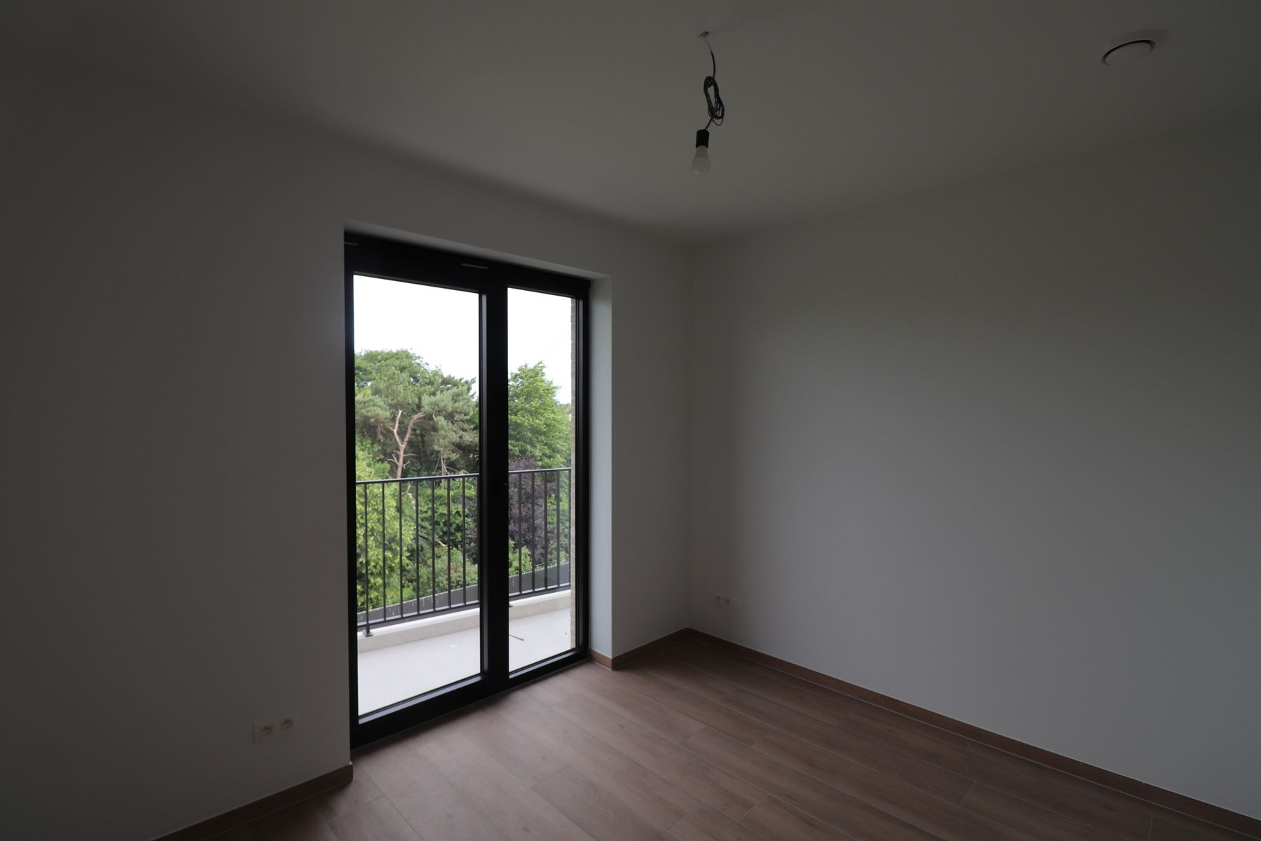 Prachtig nieuwbouwappartement op de bovenste verdieping rechts met 2 terrassen, autostaanplaats en berging. foto 10