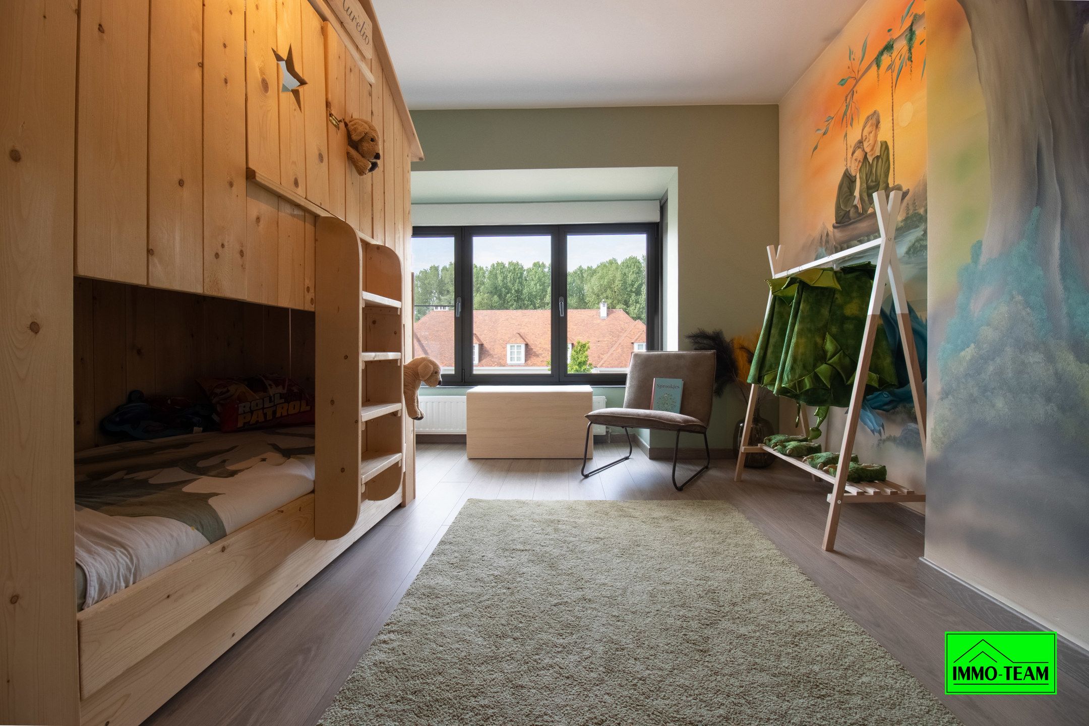 Instapklare gezinswoning met royale woonruimte en luxe  foto 11