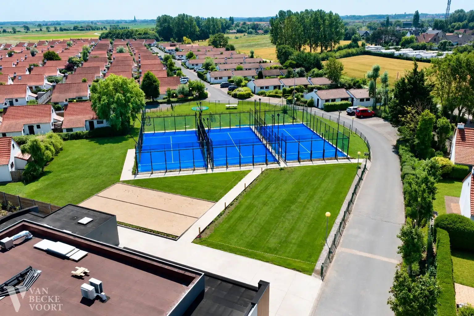 Exclusief veelzijdig padel- en horecaconcept foto 3