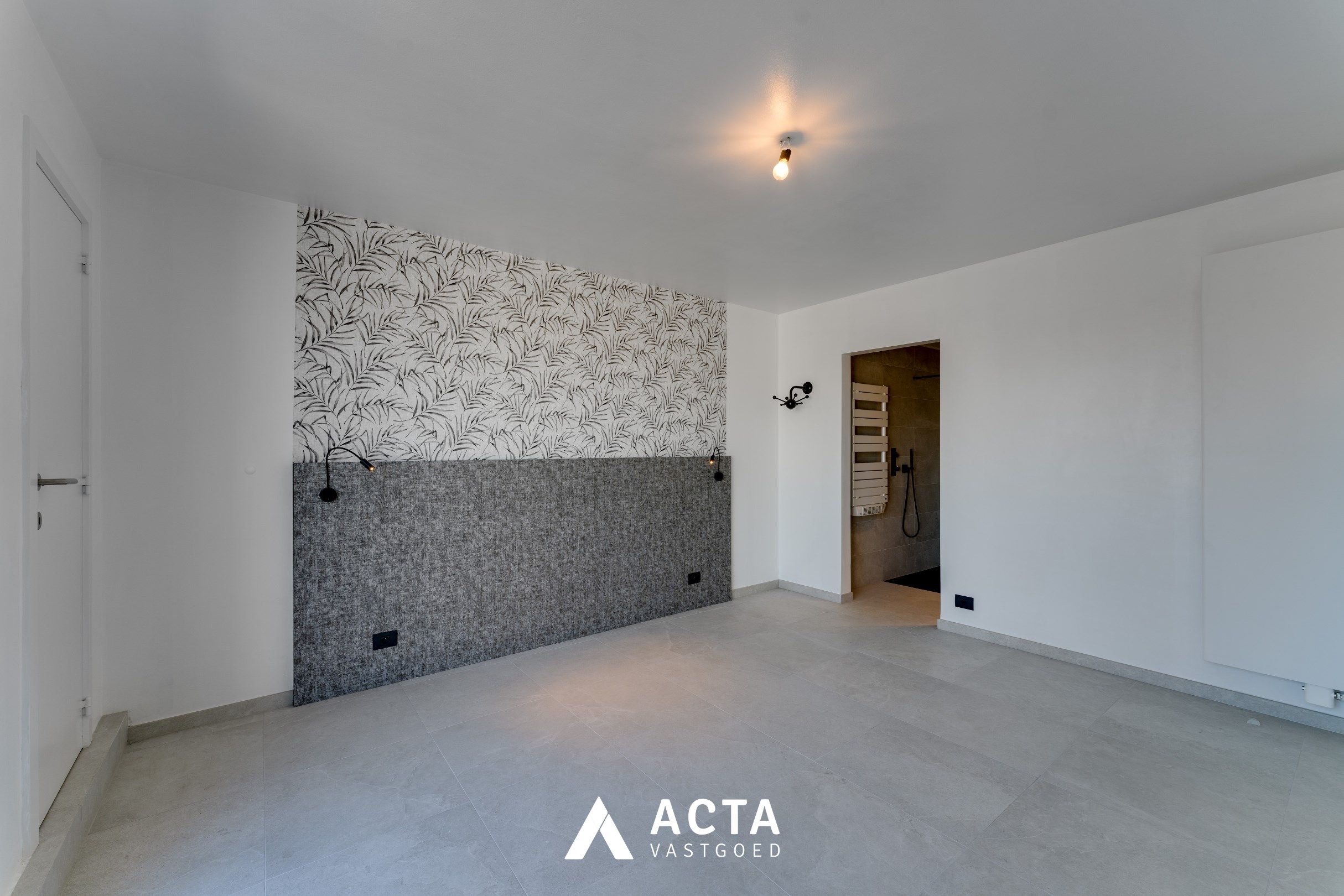 Gerenoveerde penthouse met drie slaapkamers aan het Leopoldpark foto 15