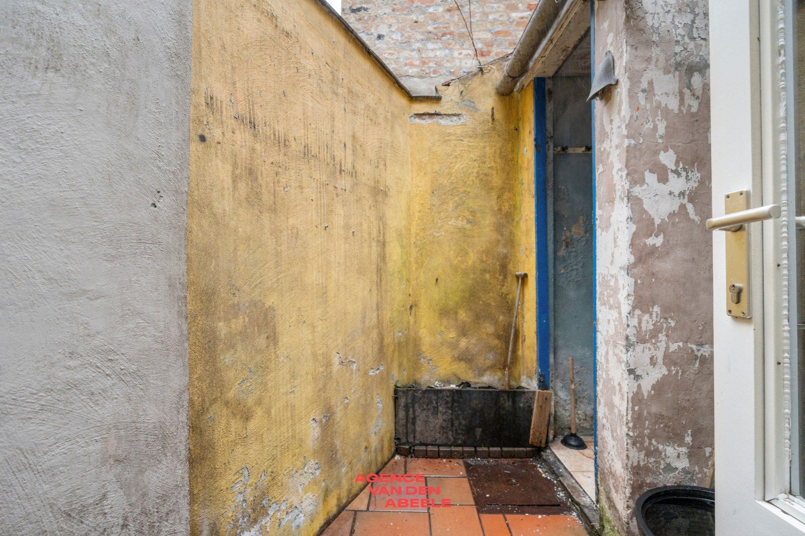 Schitterend gelegen te renoveren woning met 3 slaapkamers  foto 16