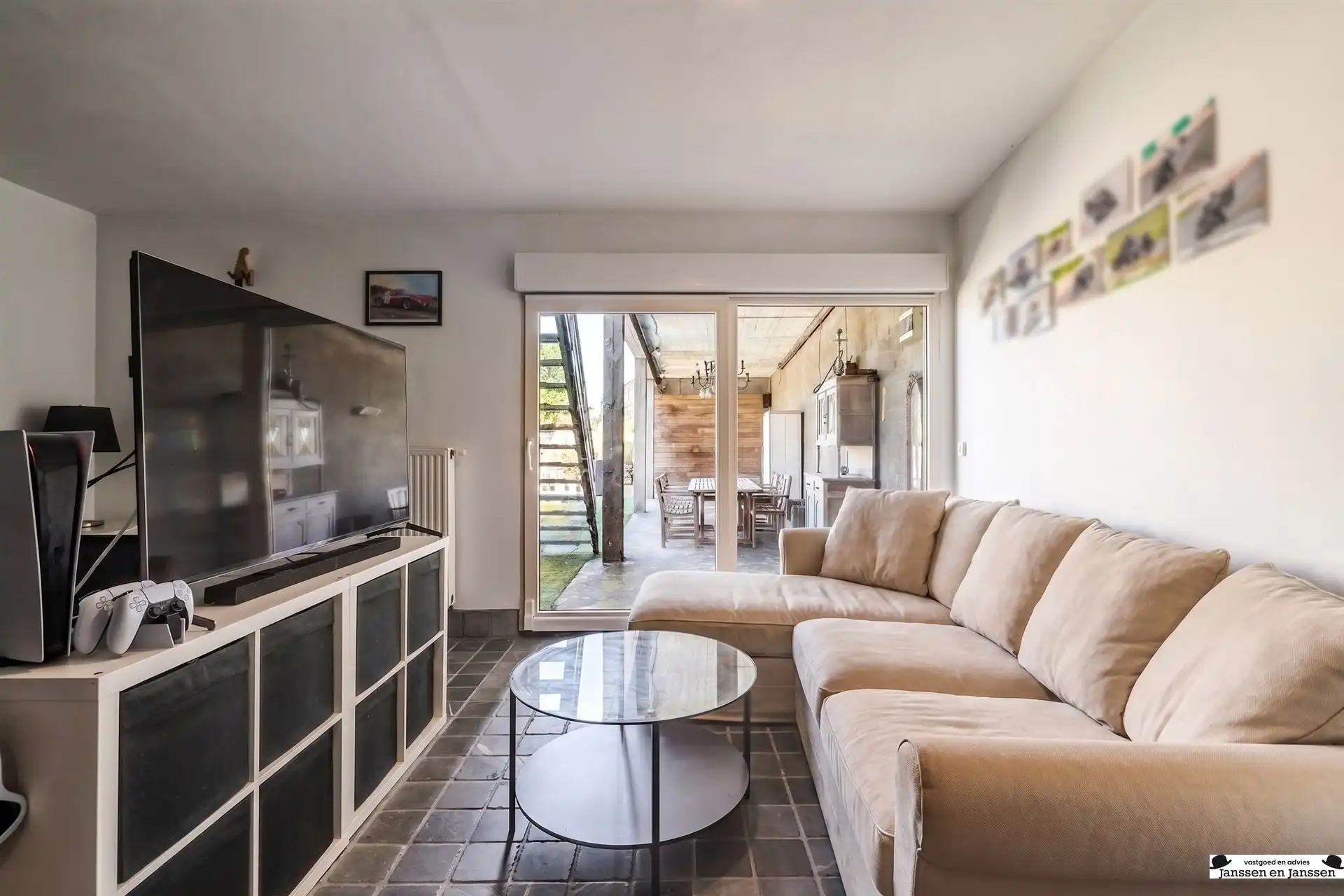 Ruime en instapklare gezinswoning met 4 slaapkamers, garage en tuin foto 22
