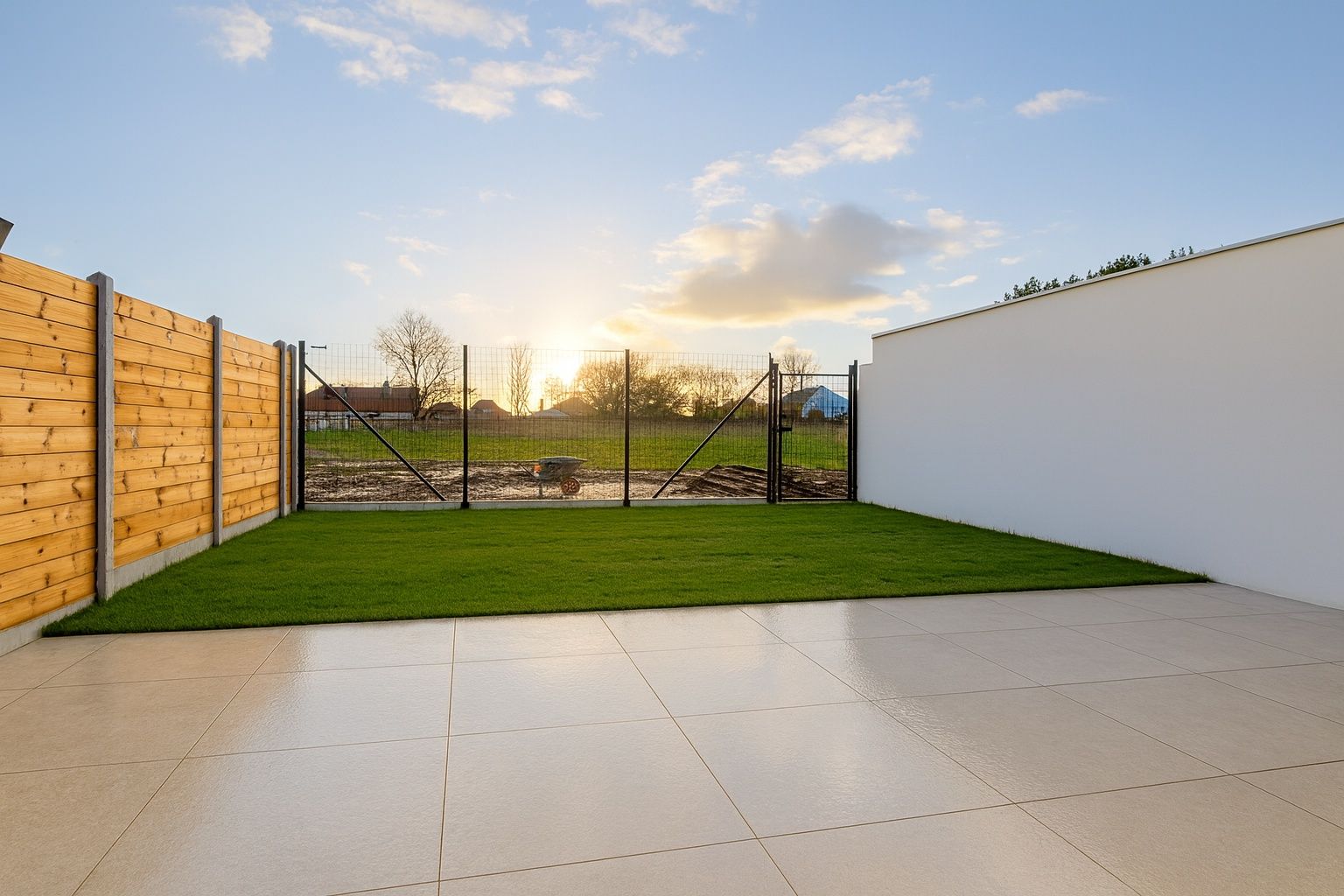 Woning 4 is een halfopen bebouwing  foto 4