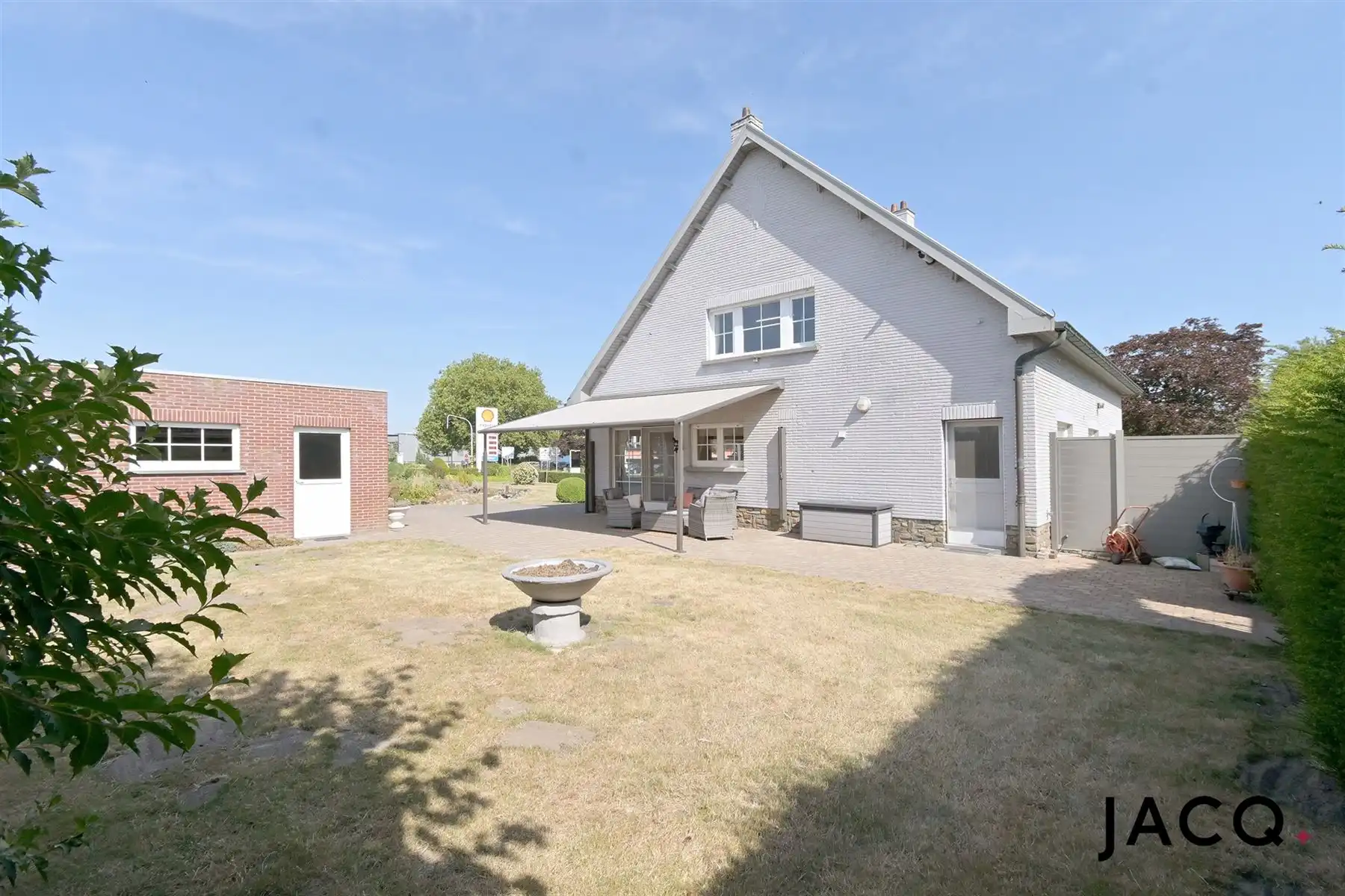 Ruime villa met 4slpk's op een prachtig perceel van 1203m²! foto 23
