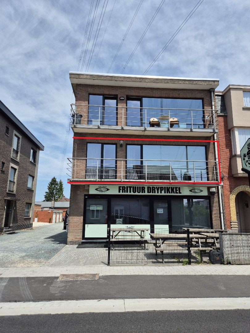 Appartement met 2 slaapkamers en ruim terras foto {{pictureIndex}}