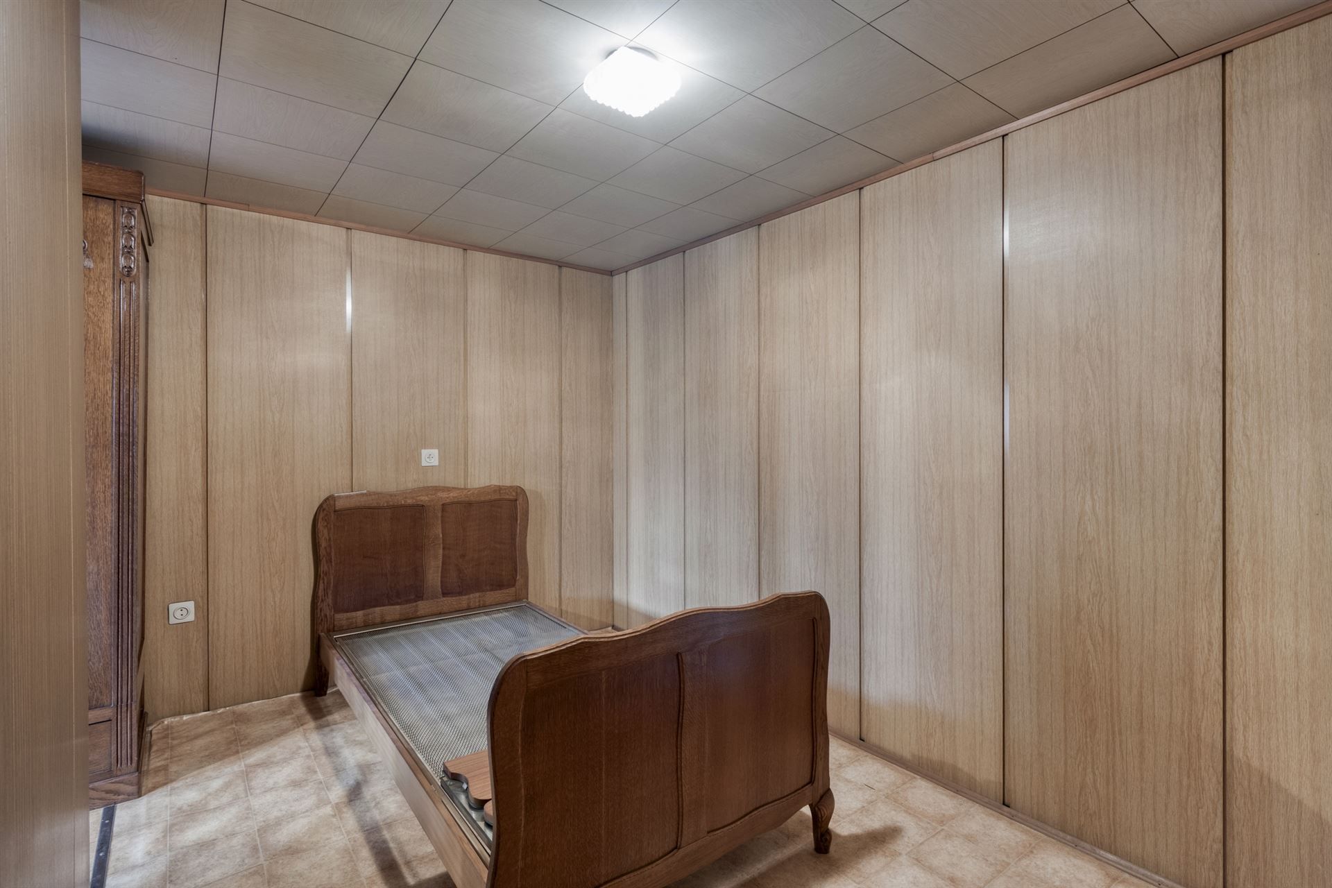 Verzorgde rijwoning, goed bereikbaar. foto 13