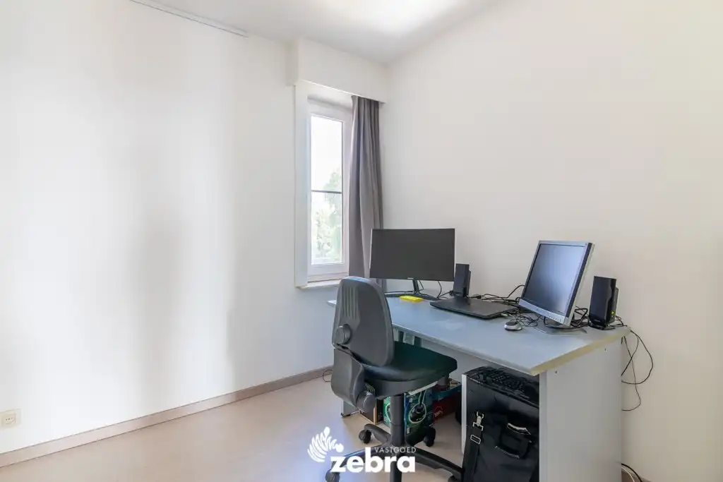 Goed onderhouden appartement met 3 slaapkamers in centrum Tielt! foto 17