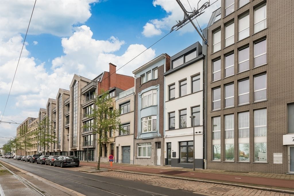 Gerenoveerd appartement met prachtig uitzicht foto 12