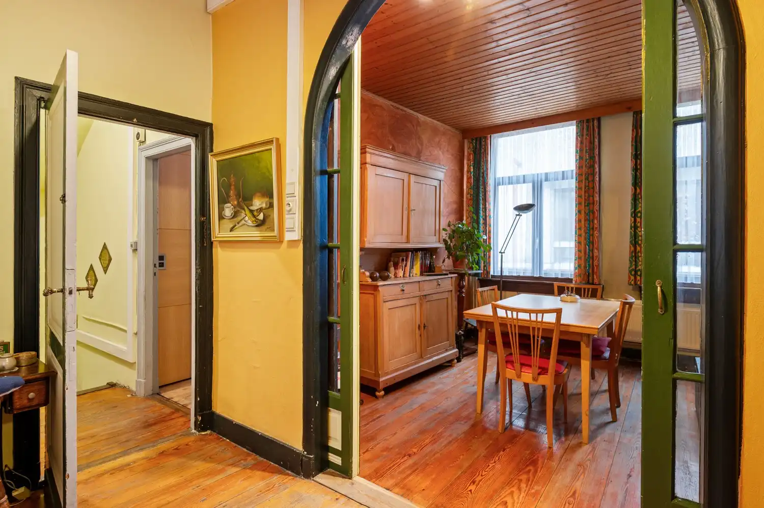 Handelshuis met restaurant en woning in centrum Antwerpen! foto 2