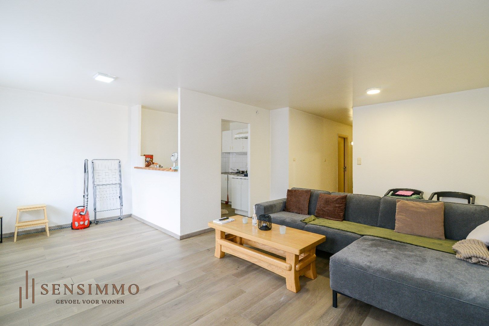 Twee eenheden bestaande uit appartement met duplex handelspand te centrum Genk! foto 7