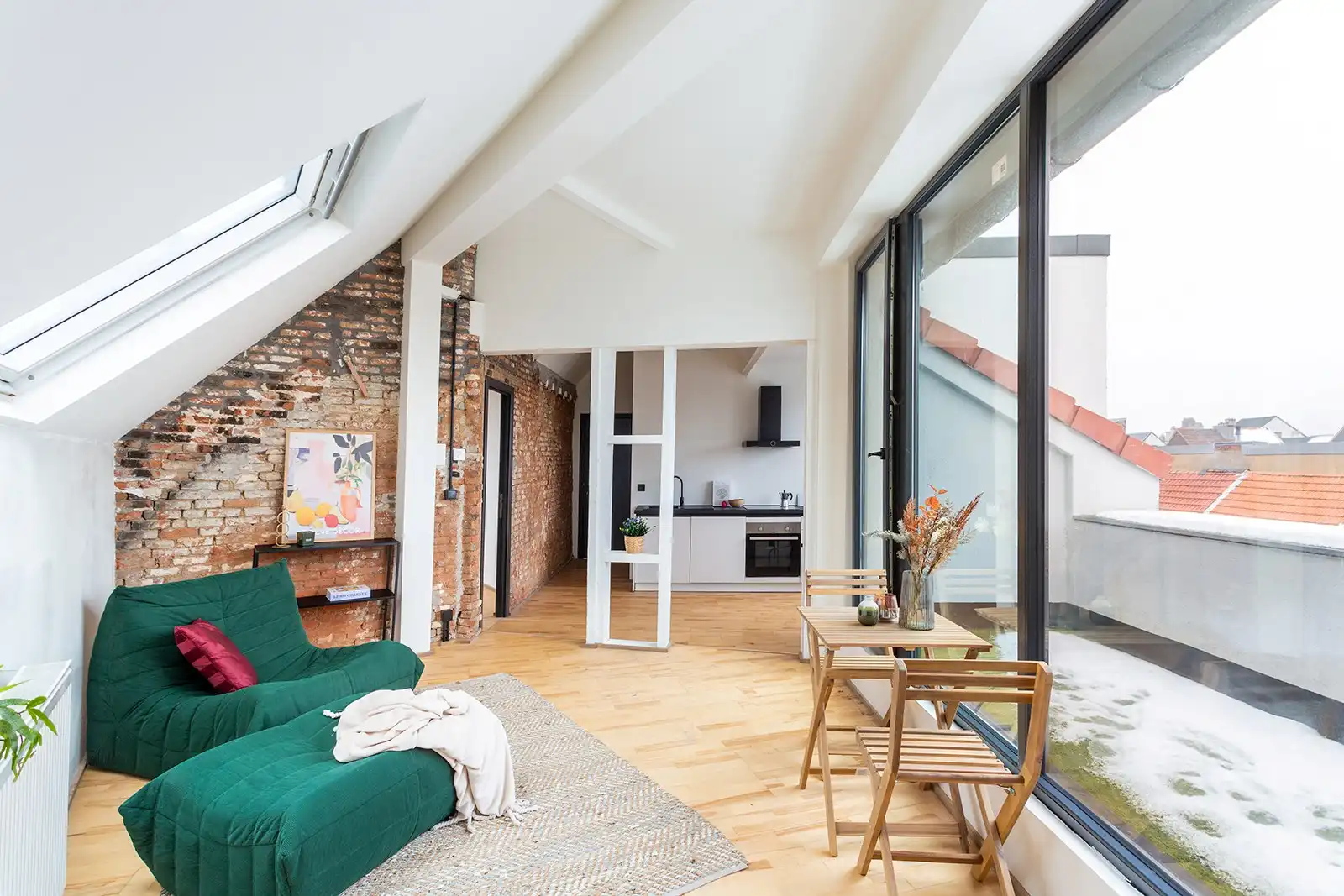 Instapklaar dakappartement op een zuchtje van Park Spoor Noord foto 7