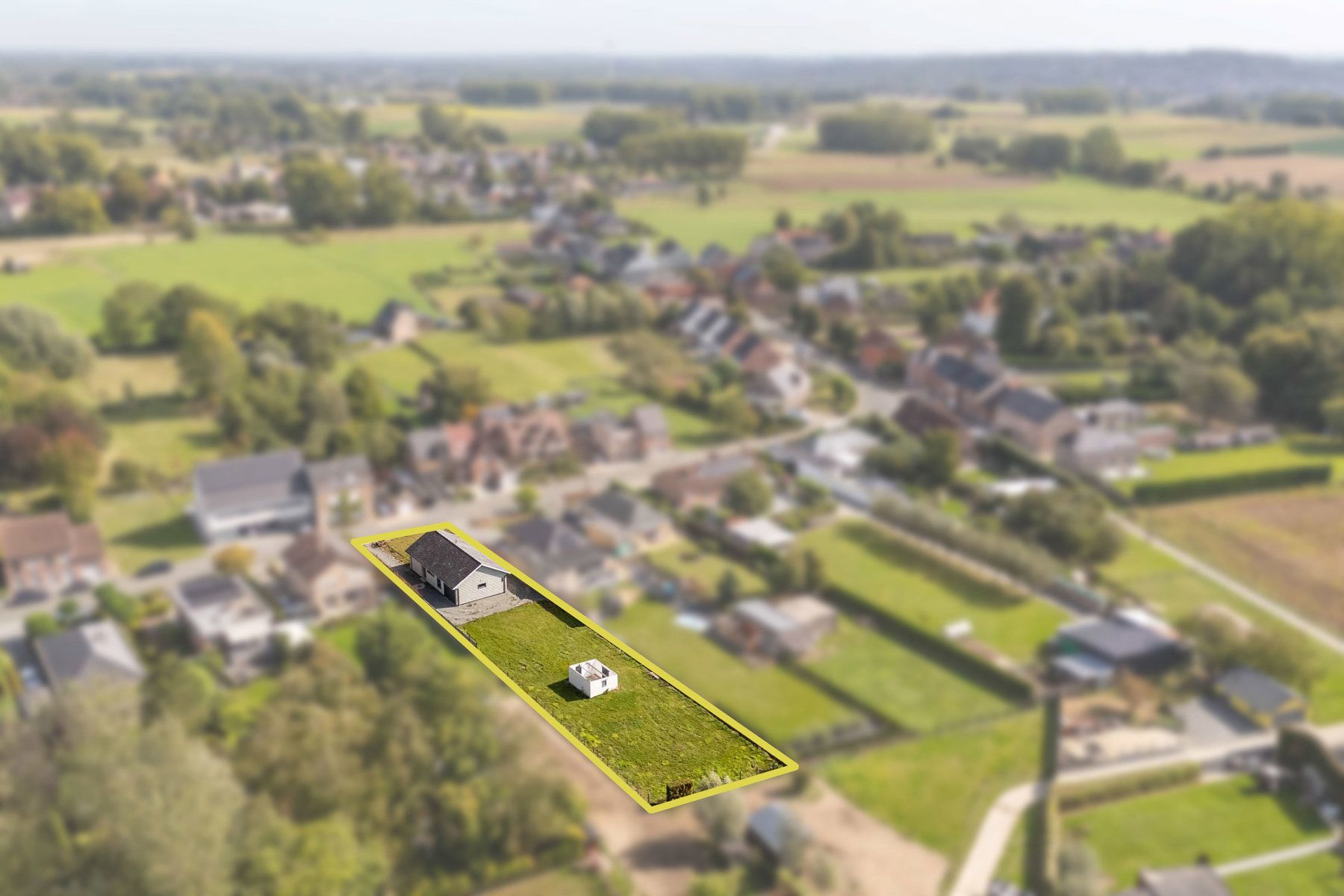 Prachtig gelegen bouwgrond met vergunde plannen. foto 5