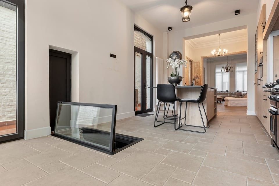 EXCLUSIEF HERENHUIS MET LUXUEUZE AFWERKING IN HET HART VAN SINT-TRUIDEN foto 33
