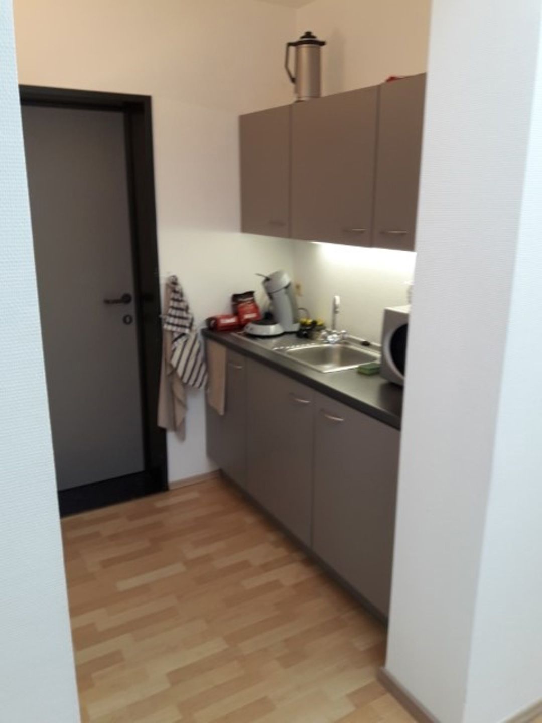 Kantoor te huur op de 1ste verdieping foto 9