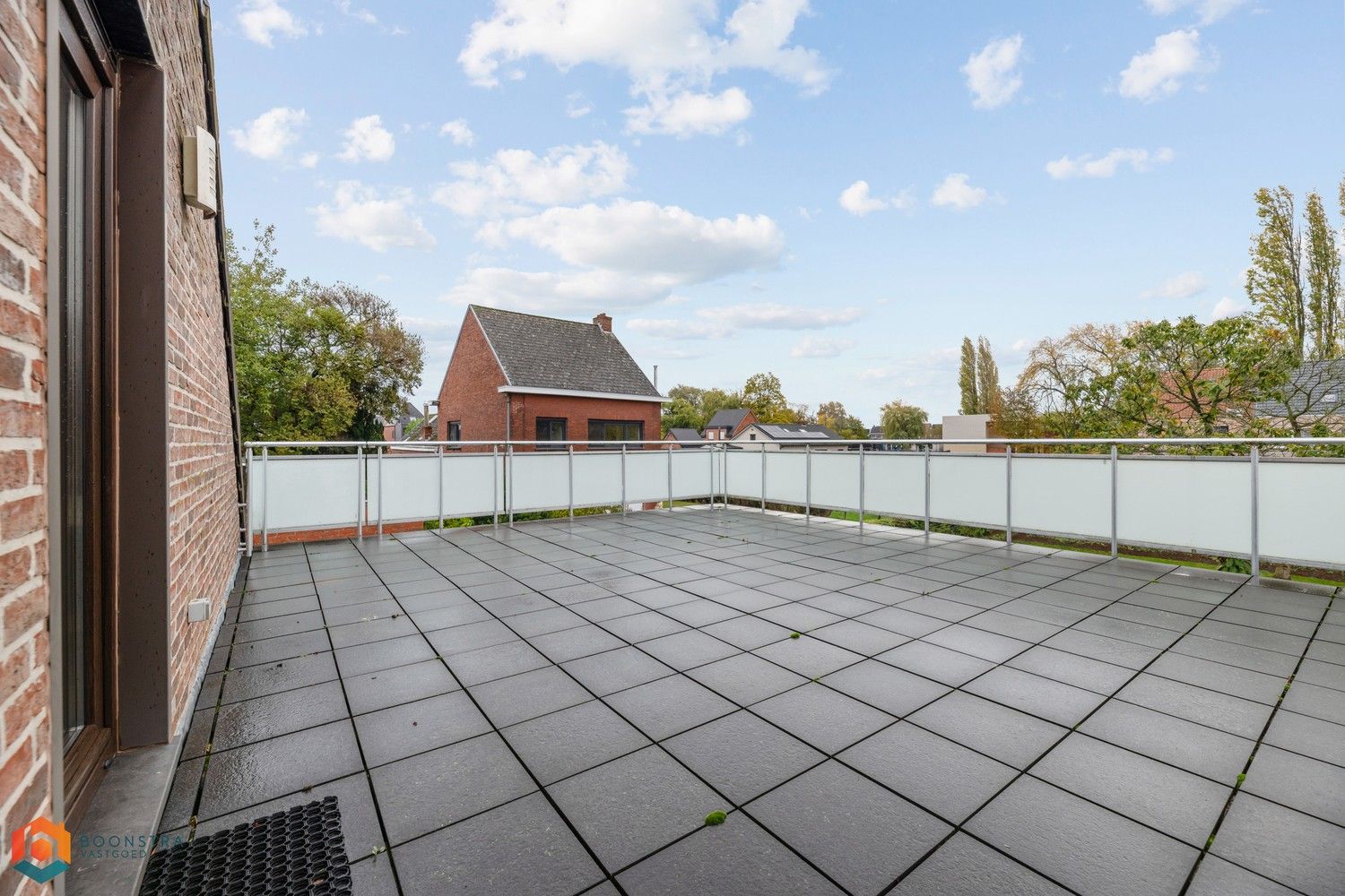 Instapklare woning met 4 slpkrs foto 11